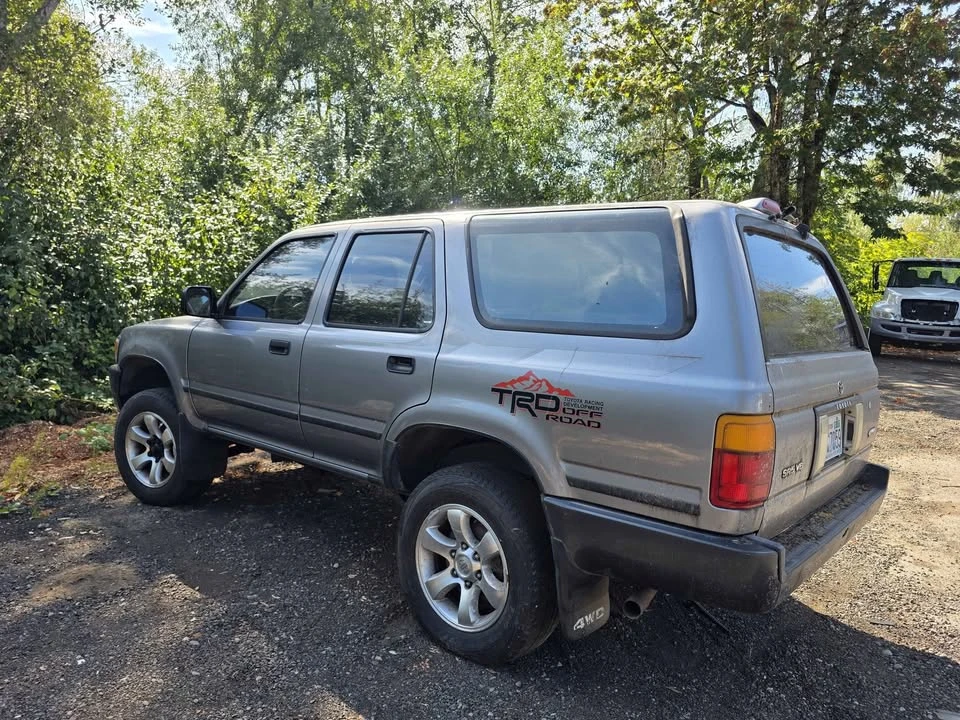 1994 Toyota 4Runner 2nd Gen - Image 2 of 8