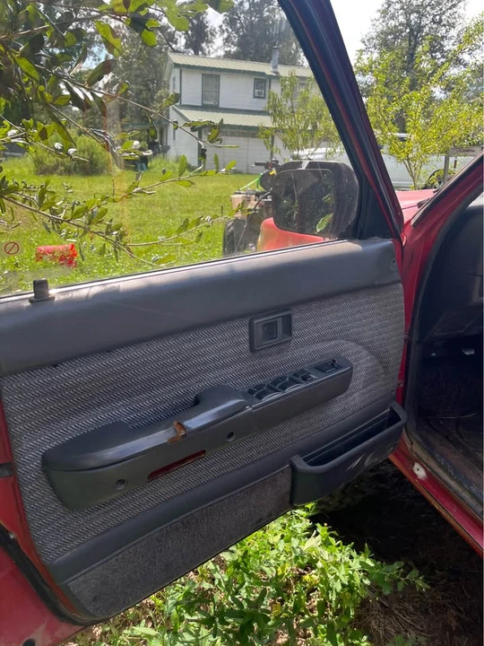 1994 Toyota 4Runner 2nd Gen - Image 7 of 11