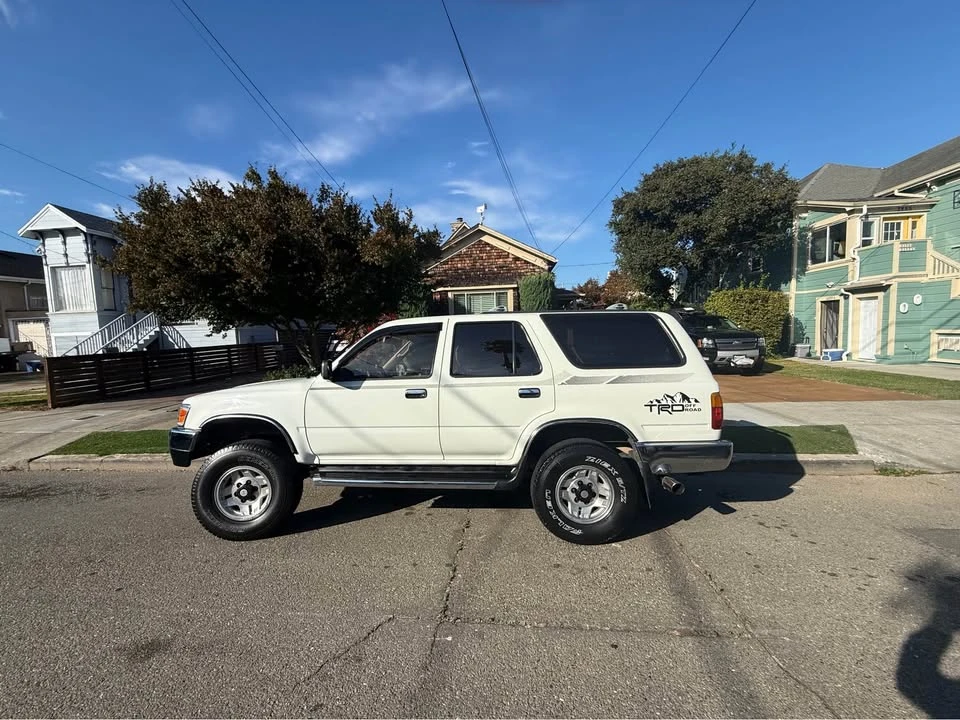 1994 Toyota 4Runner 2nd Gen - Image 5 of 14