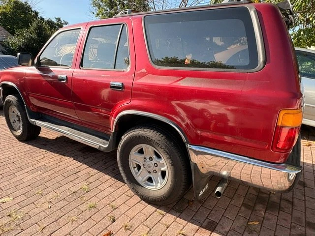 1994 Toyota 4Runner 2nd Gen - Image 2 of 9