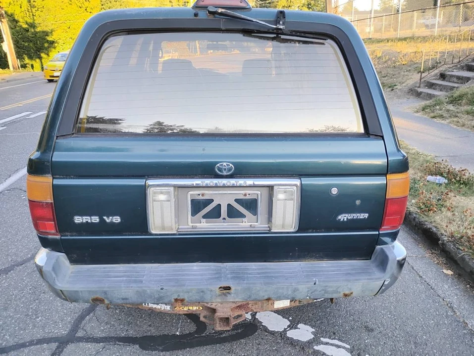 1994 Toyota 4Runner 2nd Gen - Image 6 of 10
