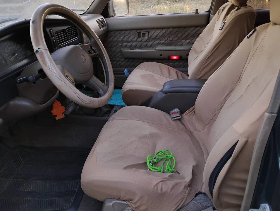 1994 Toyota 4Runner 2nd Gen - Image 8 of 10