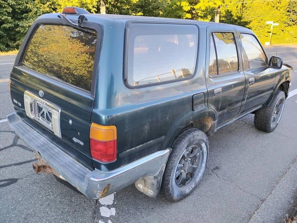 1994 Toyota 4Runner 2nd Gen - Image 4 of 10