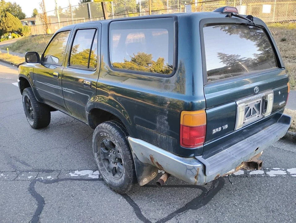 1994 Toyota 4Runner 2nd Gen - Image 3 of 10