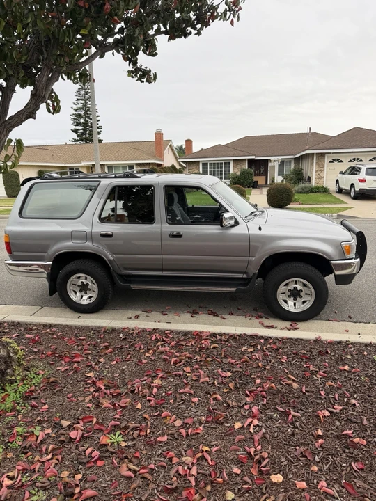 1994 Toyota 4Runner 2nd Gen - Image 3 of 21