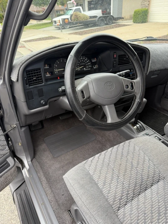 1994 Toyota 4Runner 2nd Gen - Image 14 of 21