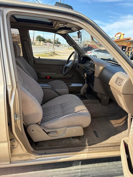 1994 Toyota 4Runner 2nd Gen - Image 3 of 9