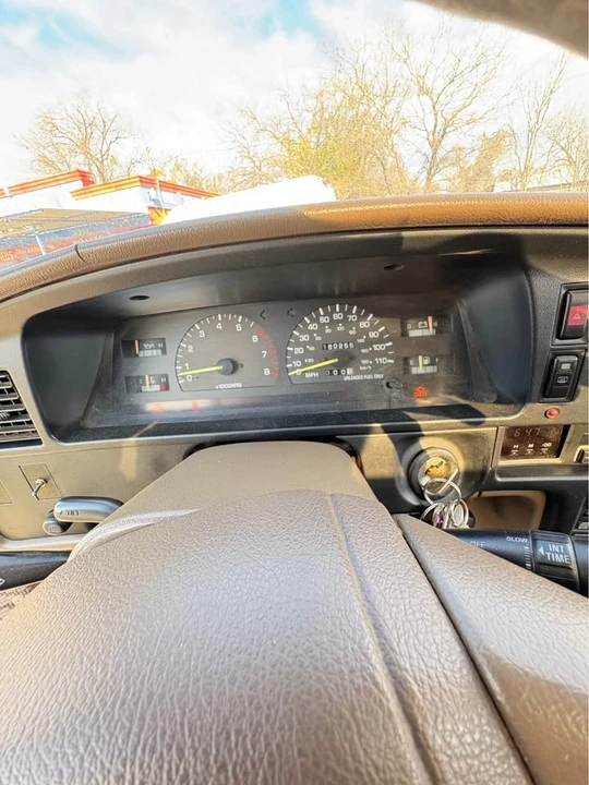 1994 Toyota 4Runner 2nd Gen - Image 9 of 9