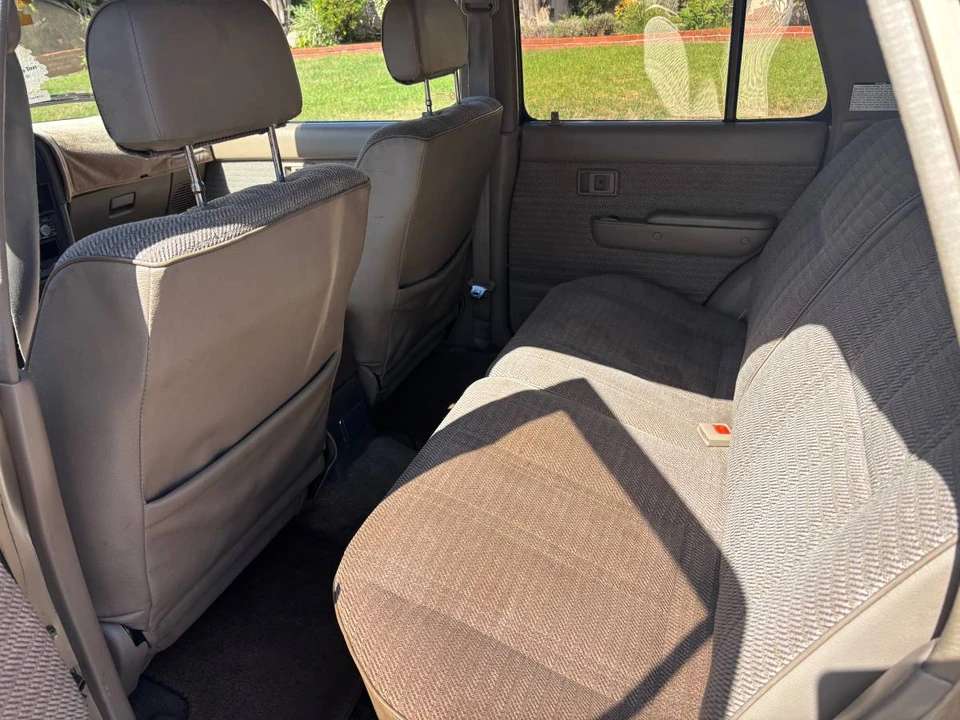 1994 Toyota 4Runner 2nd Gen - Image 12 of 16