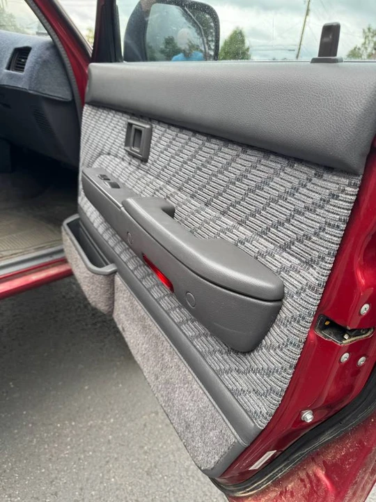 1994 Toyota 4Runner 2nd Gen - Image 10 of 22