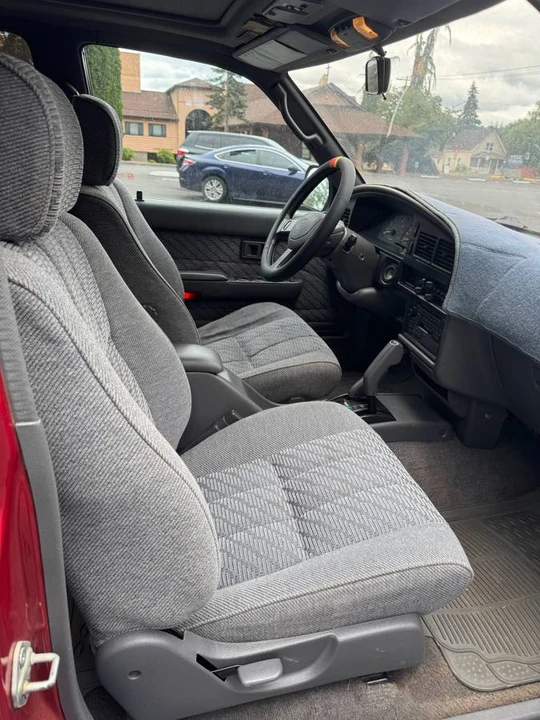 1994 Toyota 4Runner 2nd Gen - Image 9 of 22