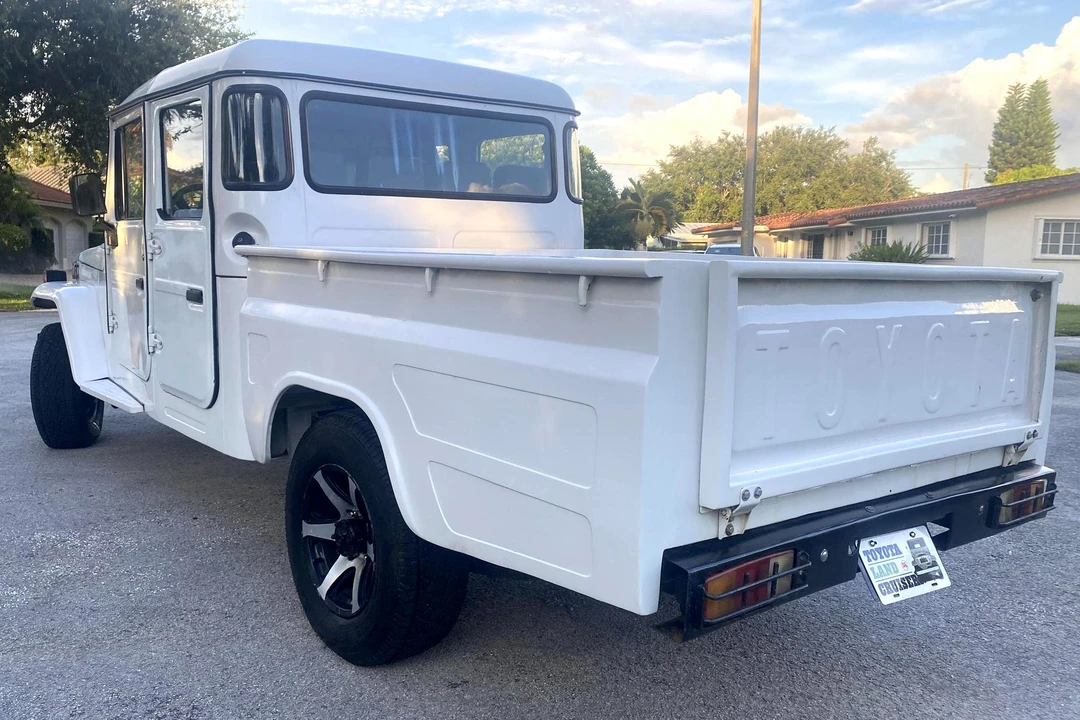 1994 Toyota Bandeirante - Image 4 of 30