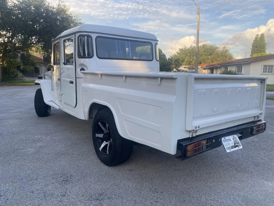 1994 Toyota Bandeirante - Image 10 of 30