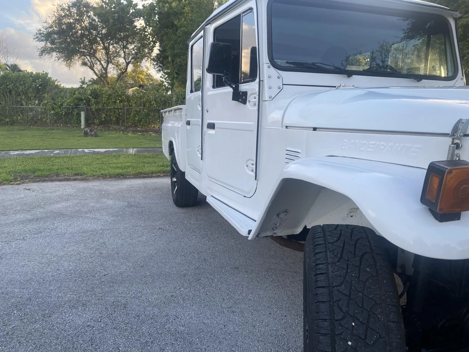 1994 Toyota Bandeirante - Image 17 of 30