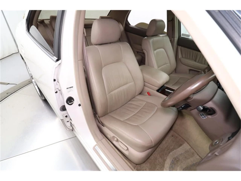 1994 Toyota Celsior 1st Gen - Image 15 of 31