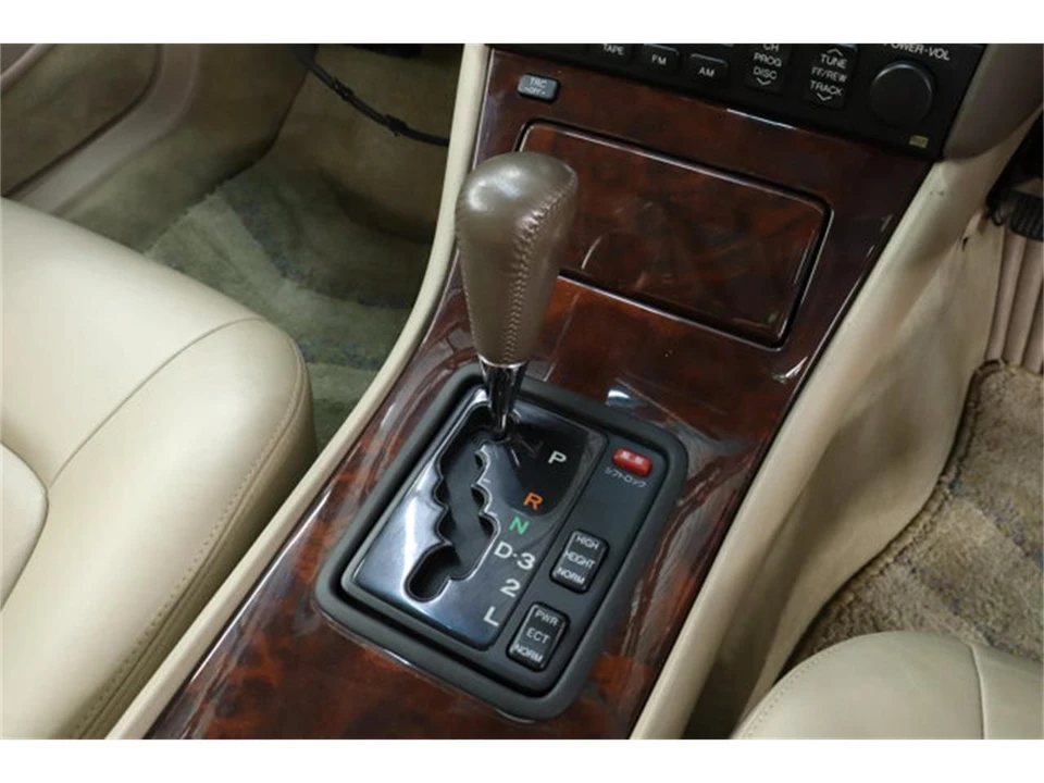 1994 Toyota Celsior 1st Gen - Image 13 of 31
