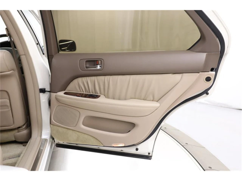 1994 Toyota Celsior 1st Gen - Image 22 of 31