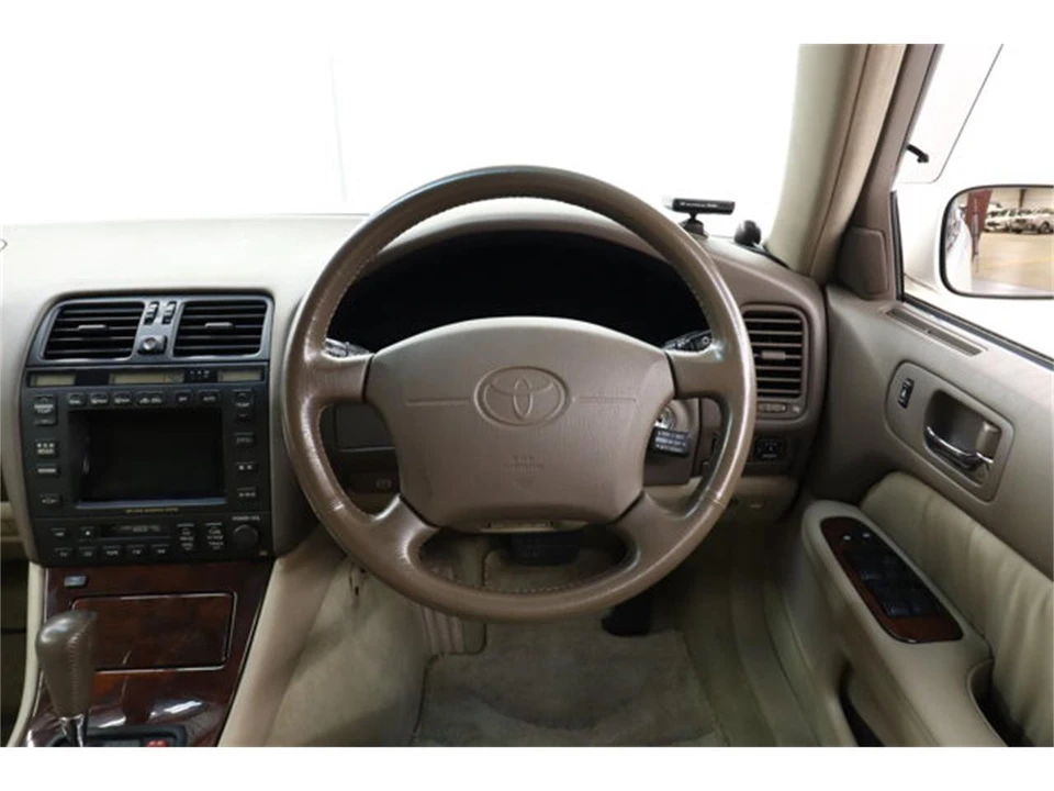1994 Toyota Celsior 1st Gen - Image 10 of 31