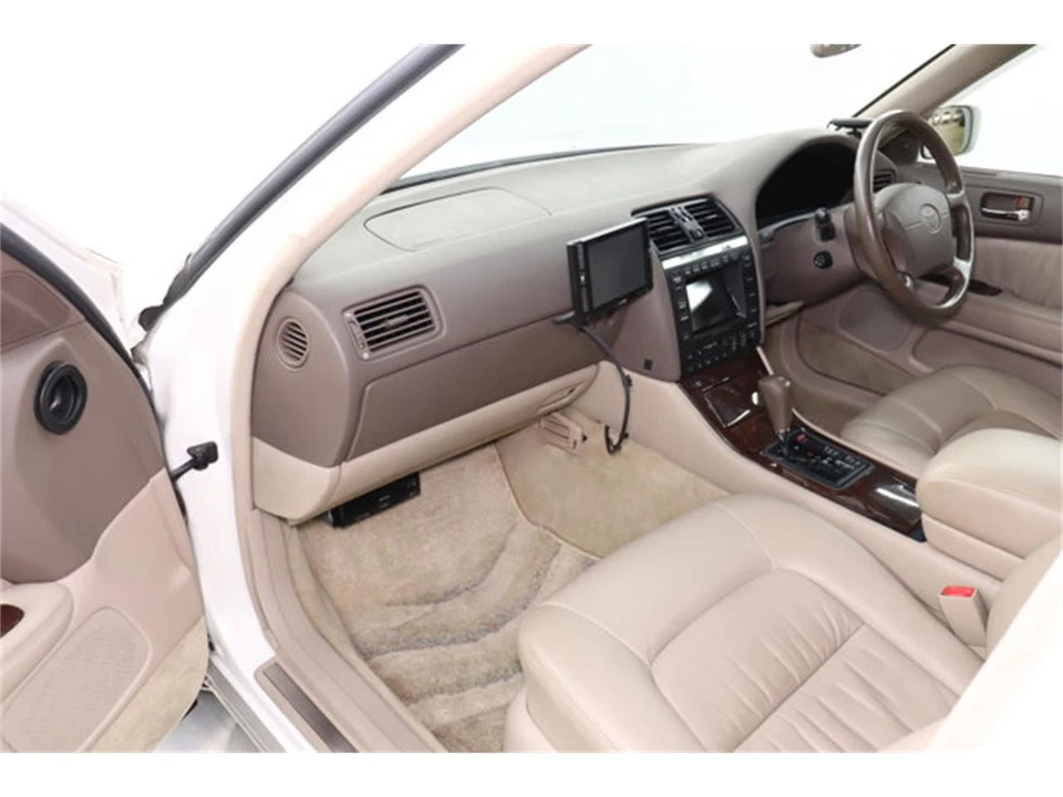 1994 Toyota Celsior 1st Gen - Image 14 of 31