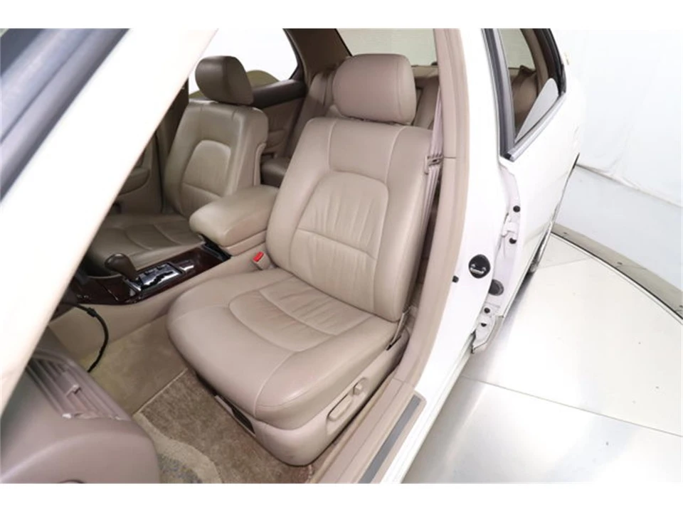 1994 Toyota Celsior 1st Gen - Image 16 of 31