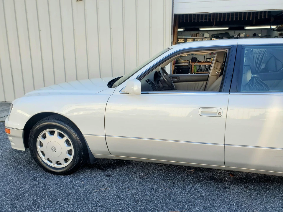 1994 Toyota Celsior 1st Gen - Image 17 of 31