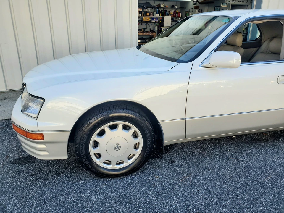 1994 Toyota Celsior 1st Gen - Image 16 of 31