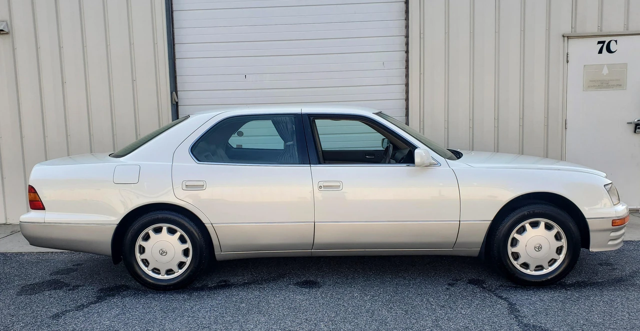 1994 Toyota Celsior 1st Gen - Image 14 of 31