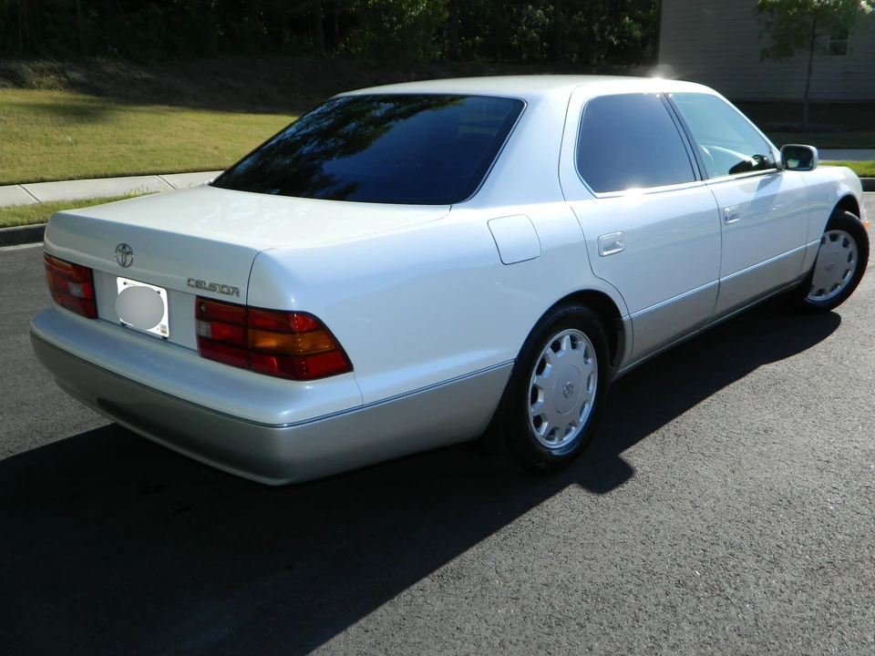 1994 Toyota Celsior 1st Gen - Image 17 of 31