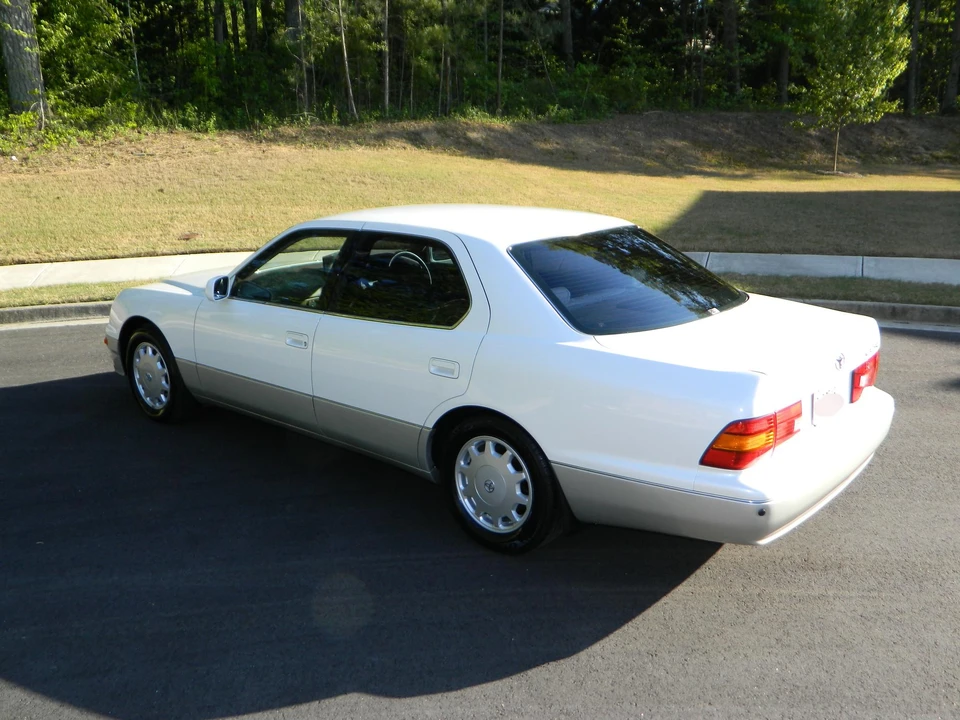 1994 Toyota Celsior 1st Gen - Image 10 of 31