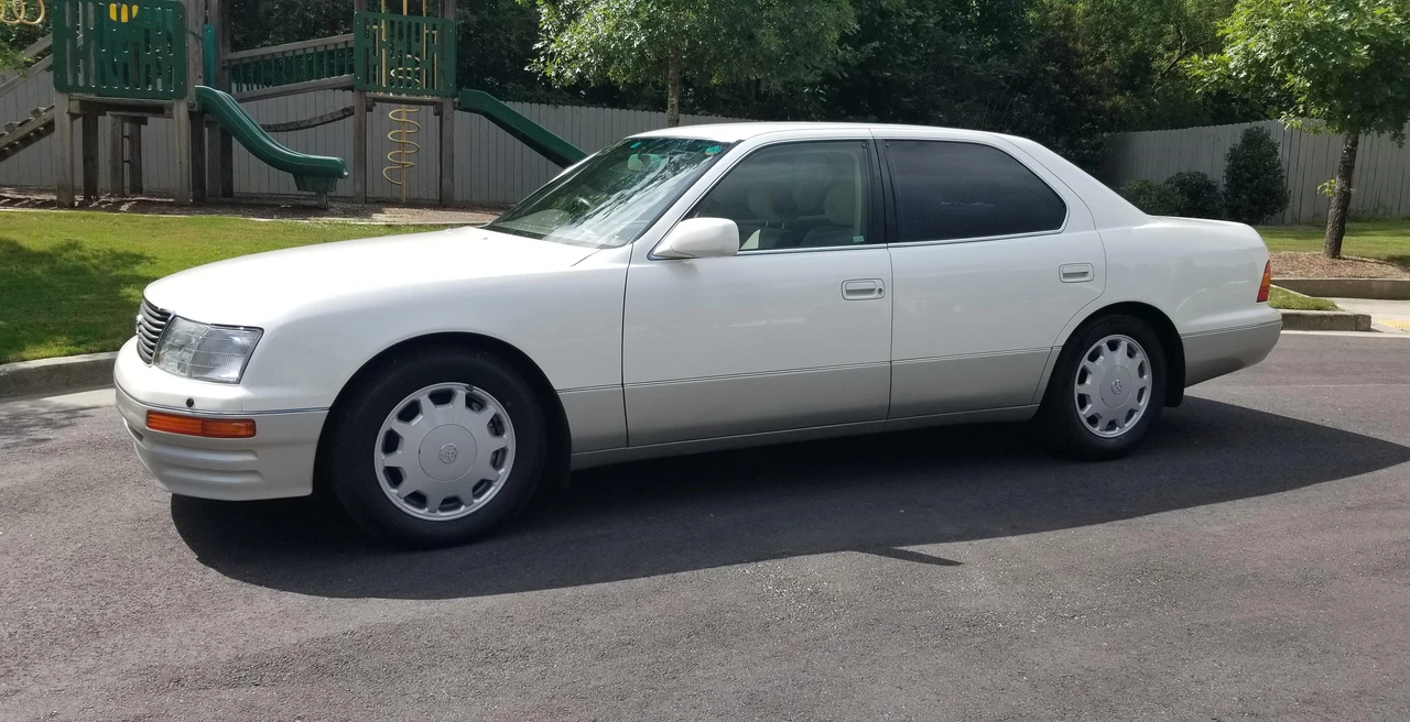 1994 Toyota Celsior 1st Gen - Image 9 of 31