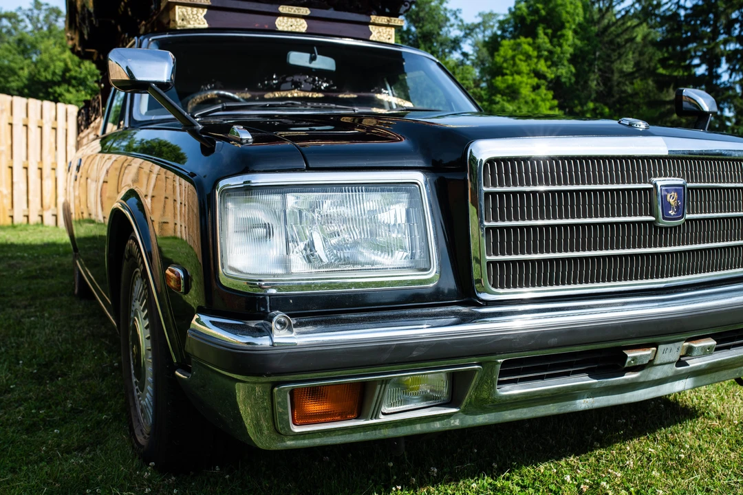 1994 Toyota Century 1st Gen - Image 16 of 31