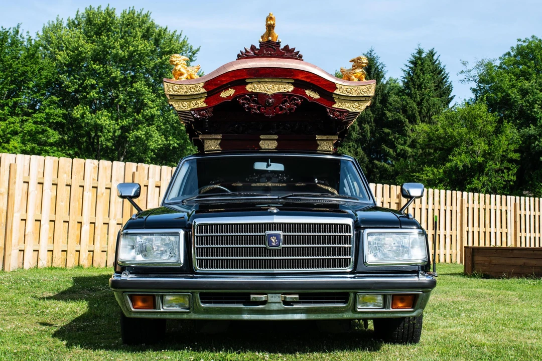 1994 Toyota Century 1st Gen - Image 2 of 31