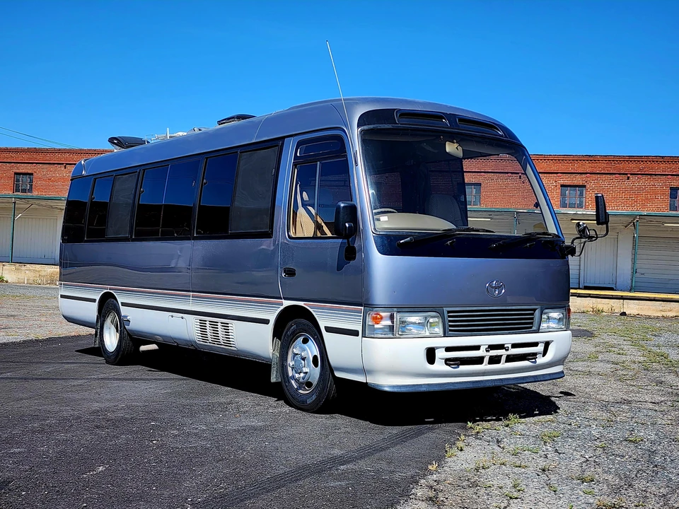 1994 Toyota Coaster 3rd Gen - Image 22 of 31