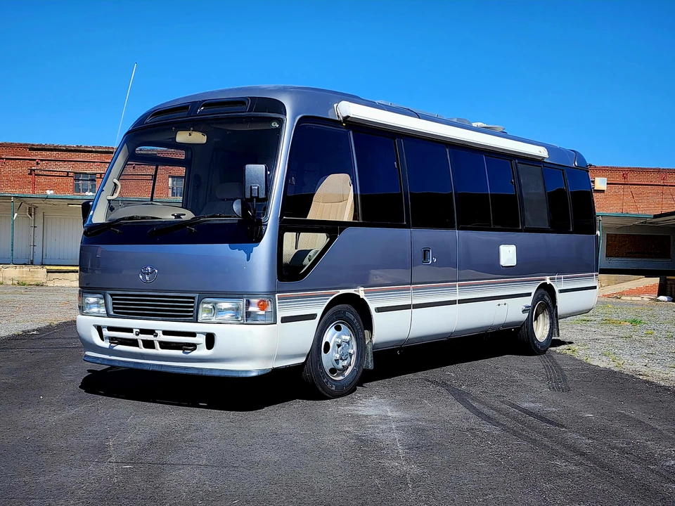 1994 Toyota Coaster 3rd Gen - Image 7 of 31