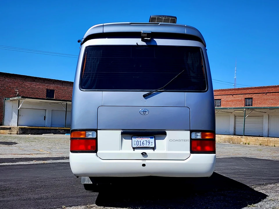 1994 Toyota Coaster 3rd Gen - Image 18 of 31