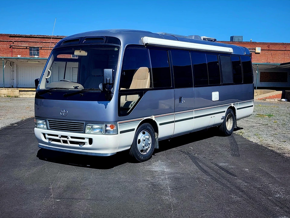 1994 Toyota Coaster 3rd Gen - Image 8 of 31