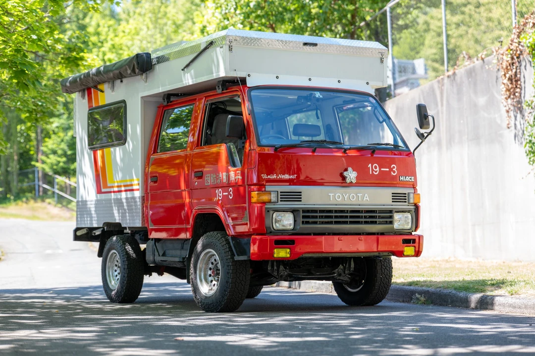 1994 Toyota HiAce 4th Gen - Image 4 of 31