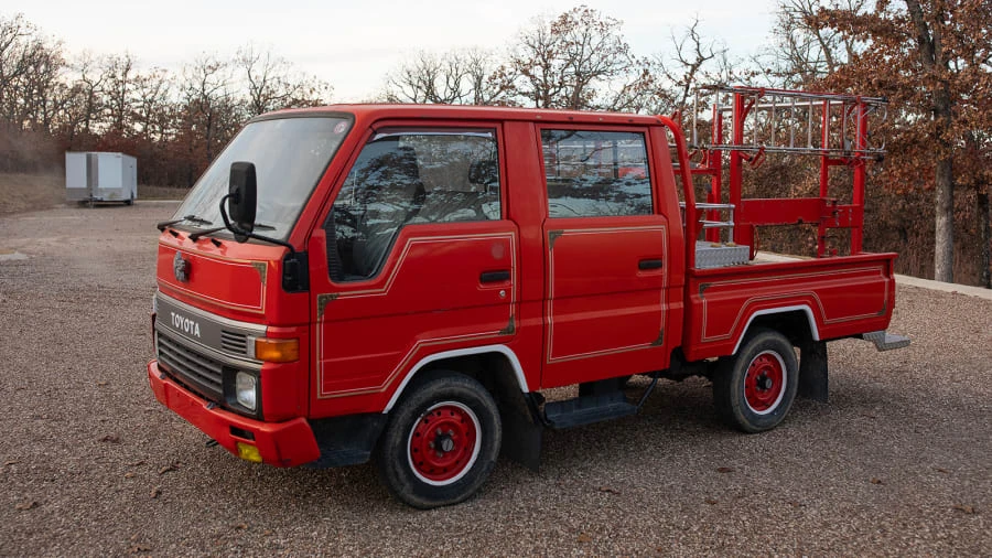 1994 Toyota HiAce 4th Gen - Image 6 of 31