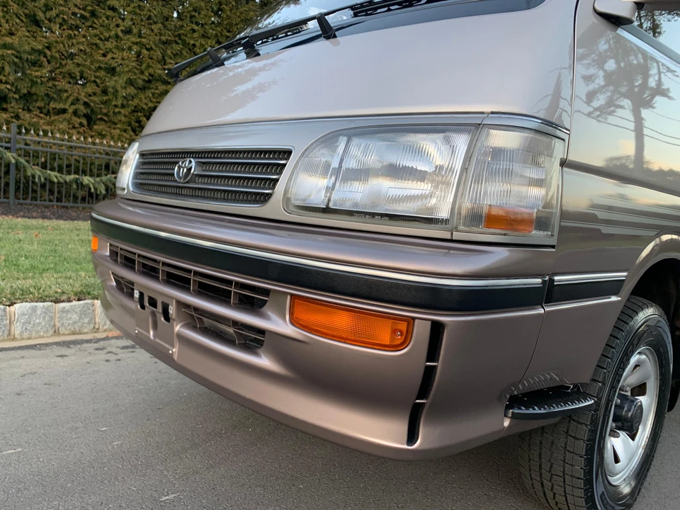 1994 Toyota HiAce 4th Gen - Image 28 of 31