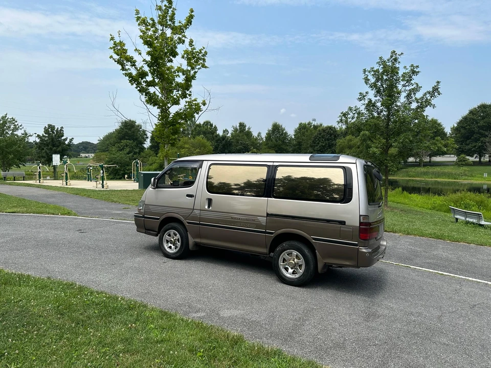 1994 Toyota HiAce 3rd Gen - Image 26 of 31