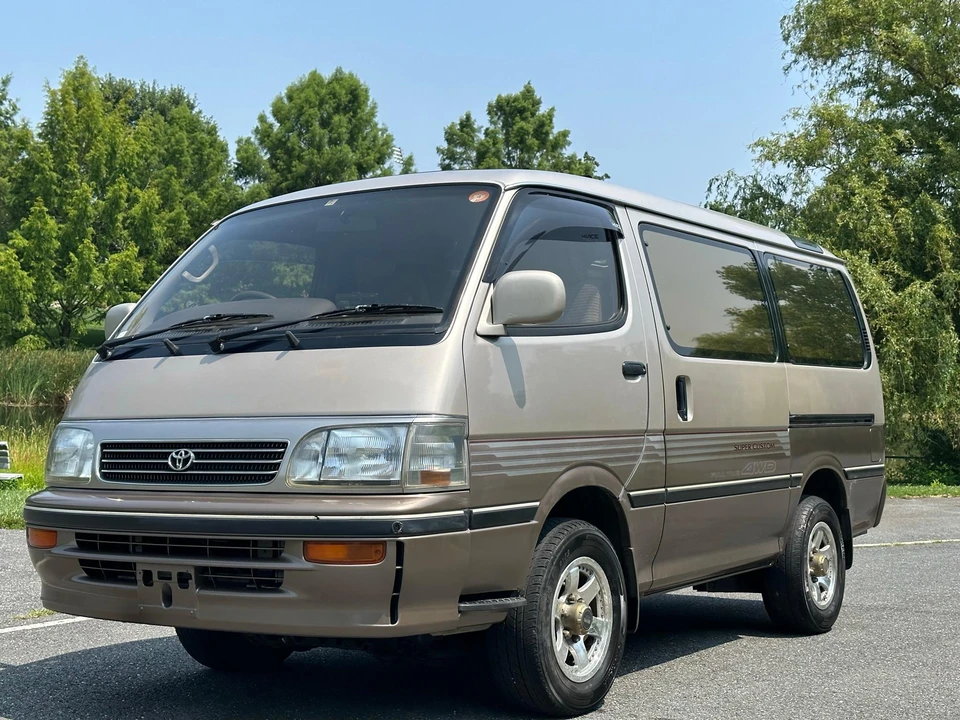 1994 Toyota HiAce 3rd Gen - Image 15 of 31