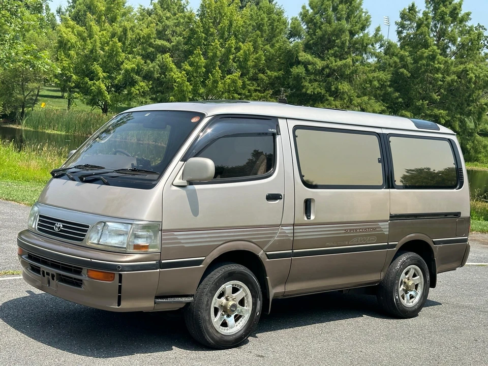 1994 Toyota HiAce 3rd Gen - Image 17 of 31