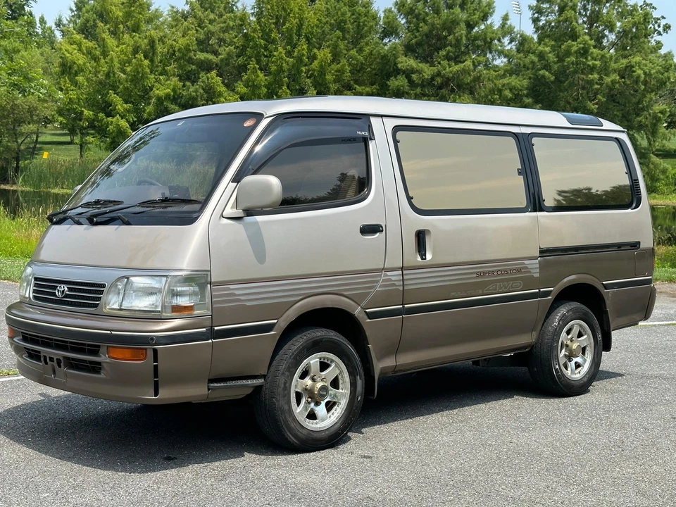 1994 Toyota HiAce 3rd Gen - Image 16 of 31