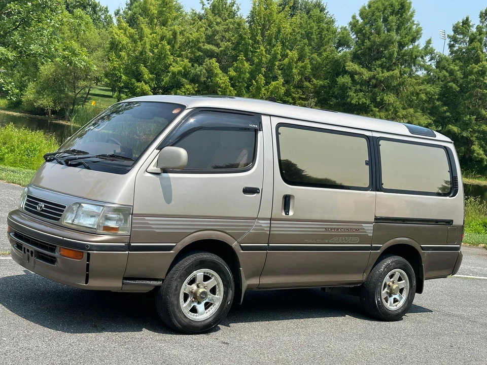 1994 Toyota HiAce 3rd Gen - Image 20 of 31