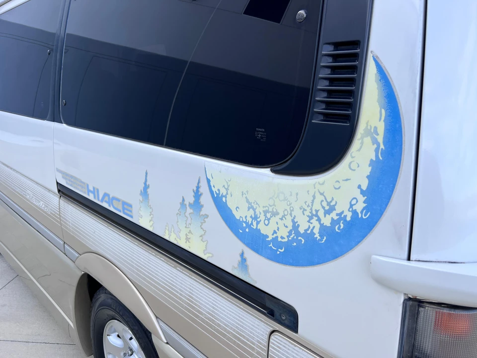 1994 Toyota HiAce 4th Gen - Image 25 of 26