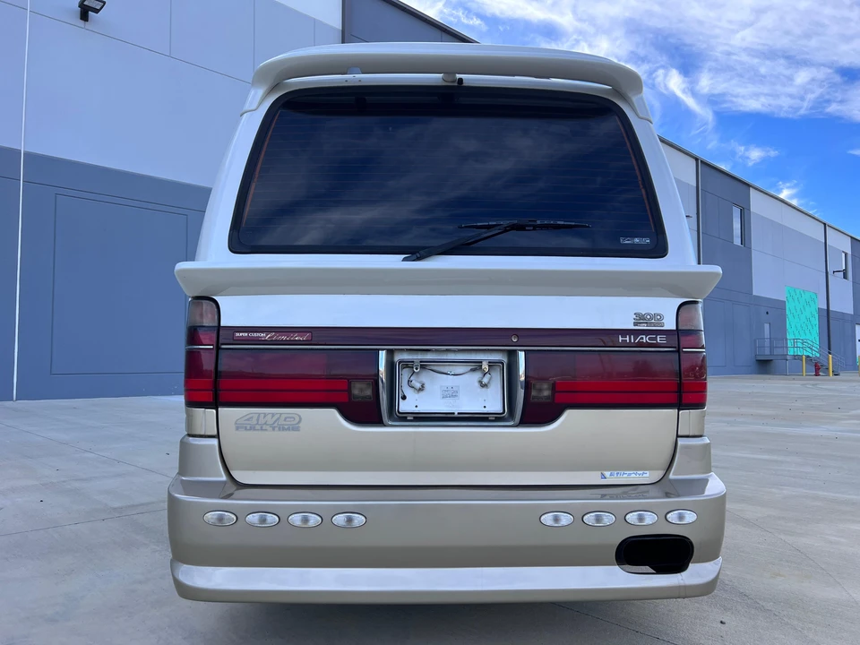 1994 Toyota HiAce 4th Gen - Image 12 of 26