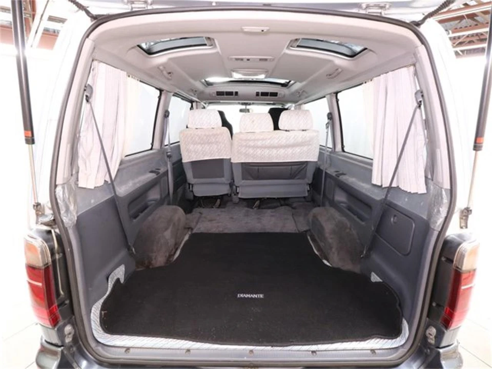 1994 Toyota HiAce 4th Gen - Image 23 of 31