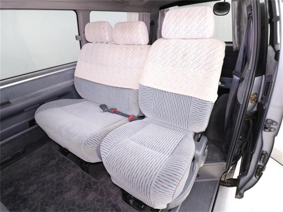 1994 Toyota HiAce 4th Gen - Image 18 of 31