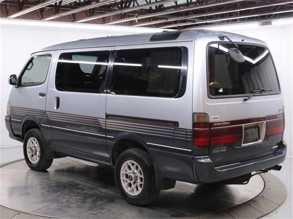 1994 Toyota HiAce 4th Gen - Image 5 of 31