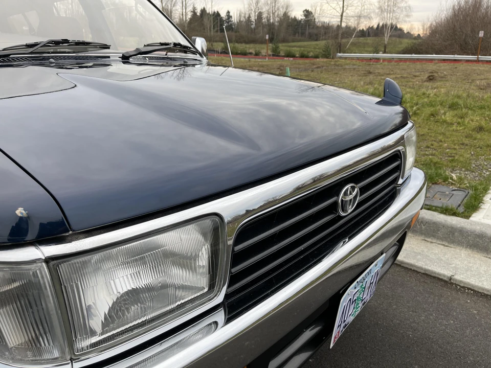 1994 Toyota Hilux 5th Gen - Image 19 of 31